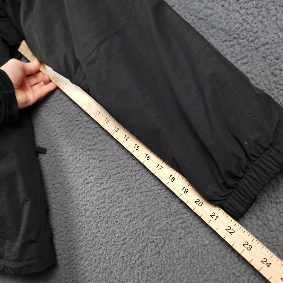 THE NORTH FACE Jacket Men M Black Parka Ski Coat HyVent Waterproof Insulated