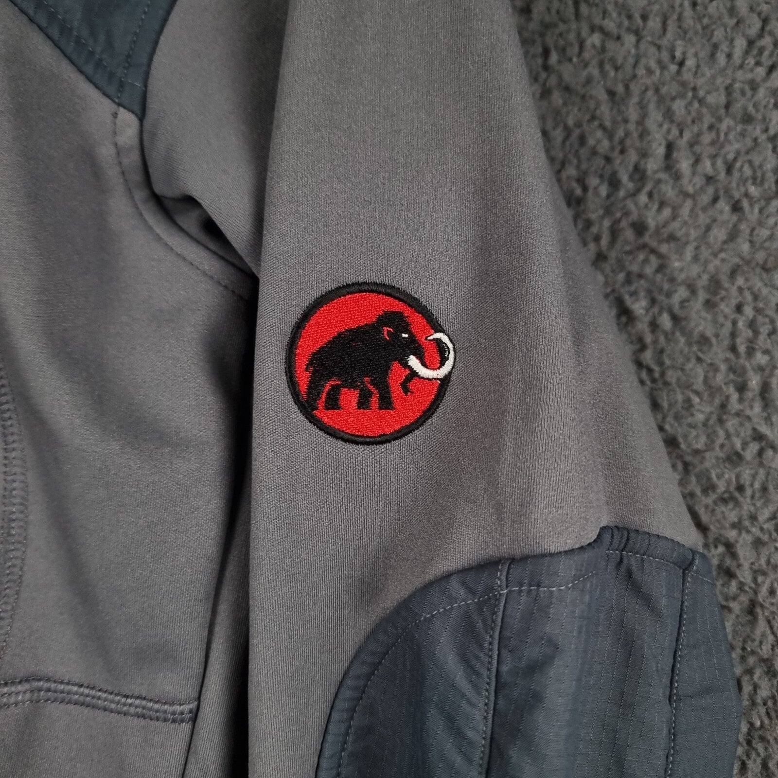 MAMMUT Jacket Mens XS Grey Ultimate Pro Softshell Windstopper Stretch Full Zip