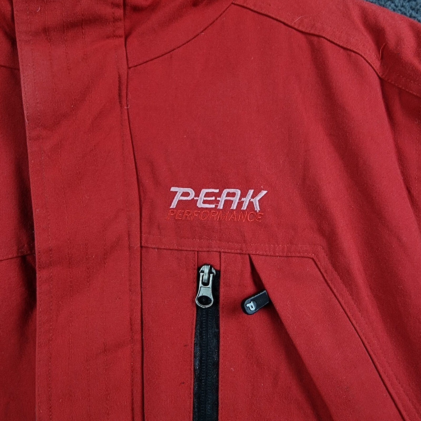 PEAK PERFORMANCE Jacket Mens S Small Red Goretex Goose DOWN Fill Parka Rain Coat
