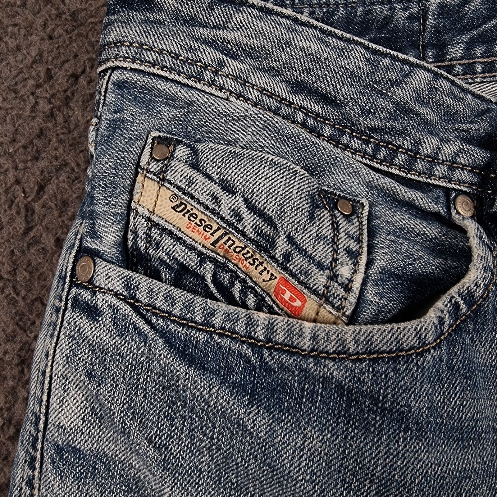 DIESEL Larkee Jeans Mens W34 L32 Blue Regular Straight Denim 100% Cotton
