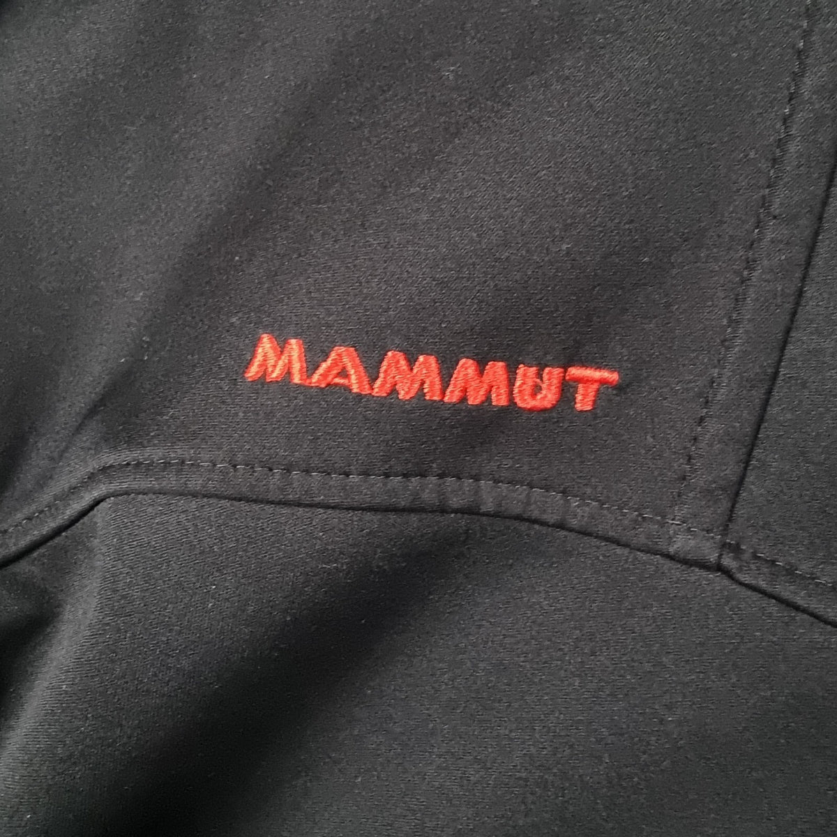 MAMMUT Jacket Mens M Medium Black Ultimate Hoody Windstopper Softshell Hooded