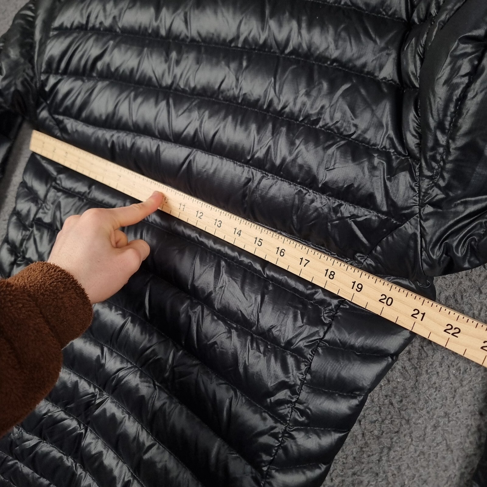 PEAK PERFORMANCE Jacket Mens M Medium DOWN Lin Puffer Quilted Packable Pertex