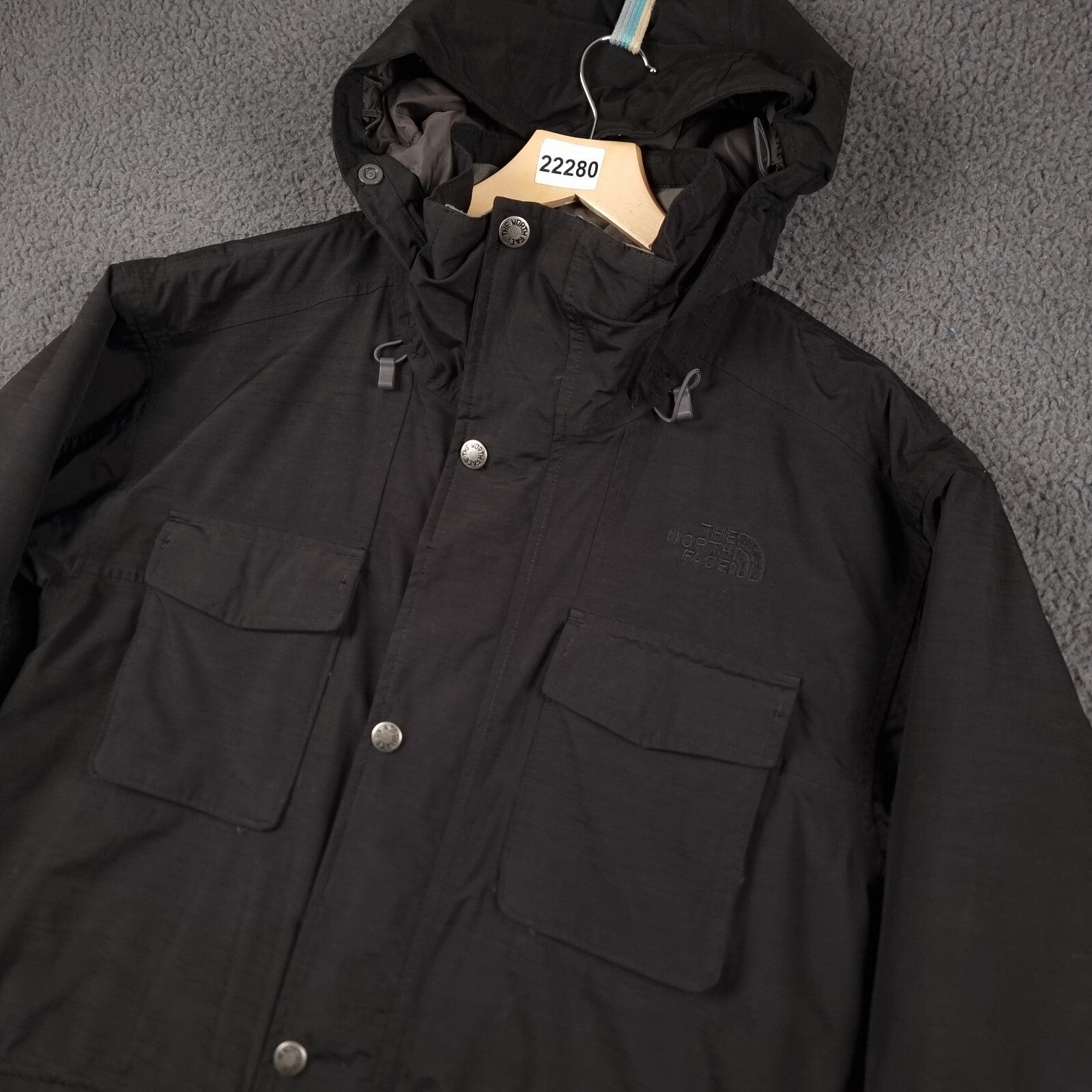 THE NORTH FACE Jacket Men M Black Parka Ski Coat HyVent Waterproof Insulated