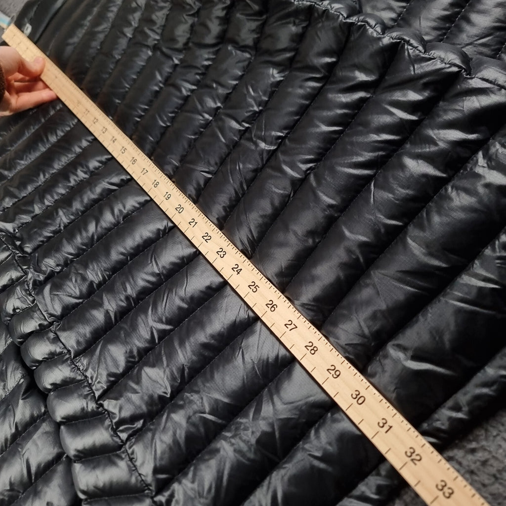 PEAK PERFORMANCE Jacket Mens M Medium DOWN Lin Puffer Quilted Packable Pertex