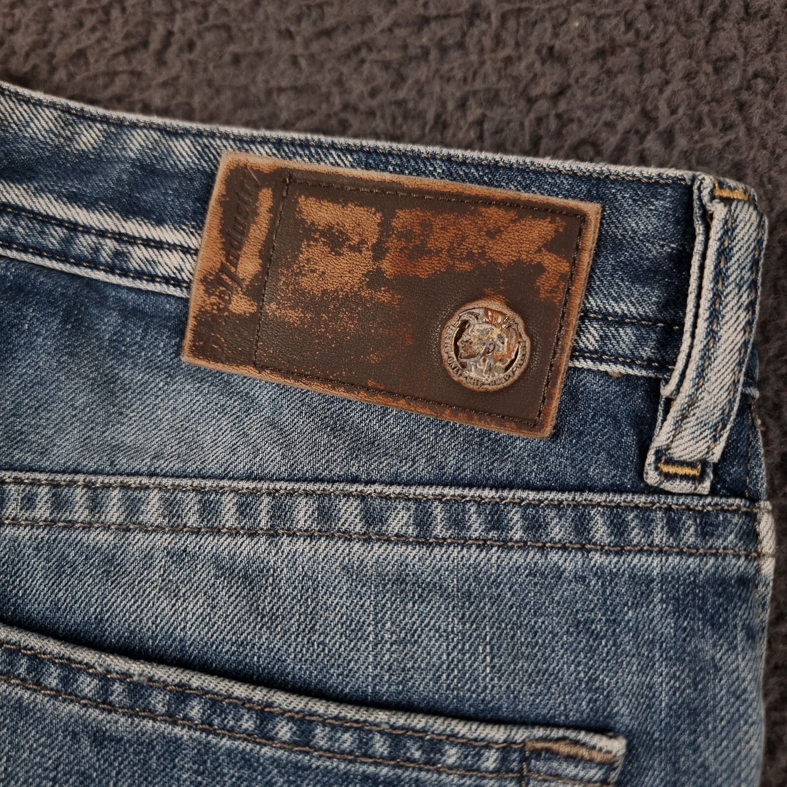 DIESEL Buster Jeans Mens W30 L32 Blue Distressed Regular Slim Tapered Denim