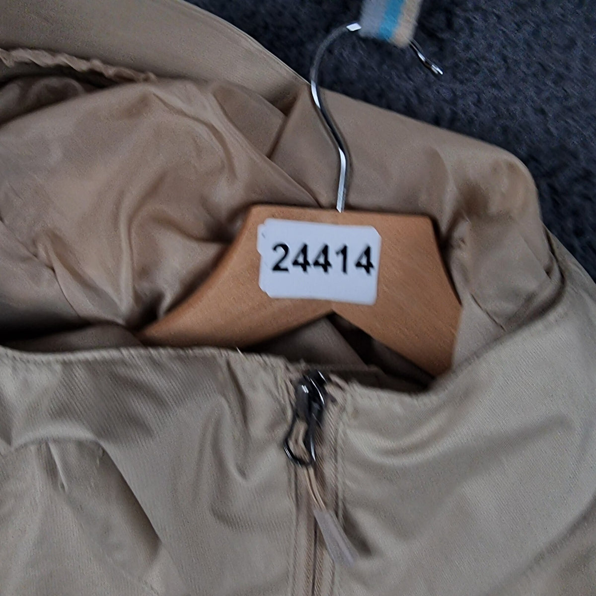 THE NORTH FACE Jacket Mens XS Brown Dryvent Quest Waterproof Rain Coat Hooded