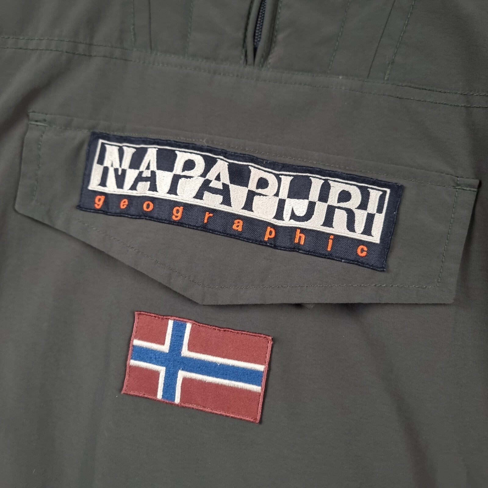 NAPAPIJRI Rainforest Winter Jacket Mens XS Green Waterproof Fleece Insulated