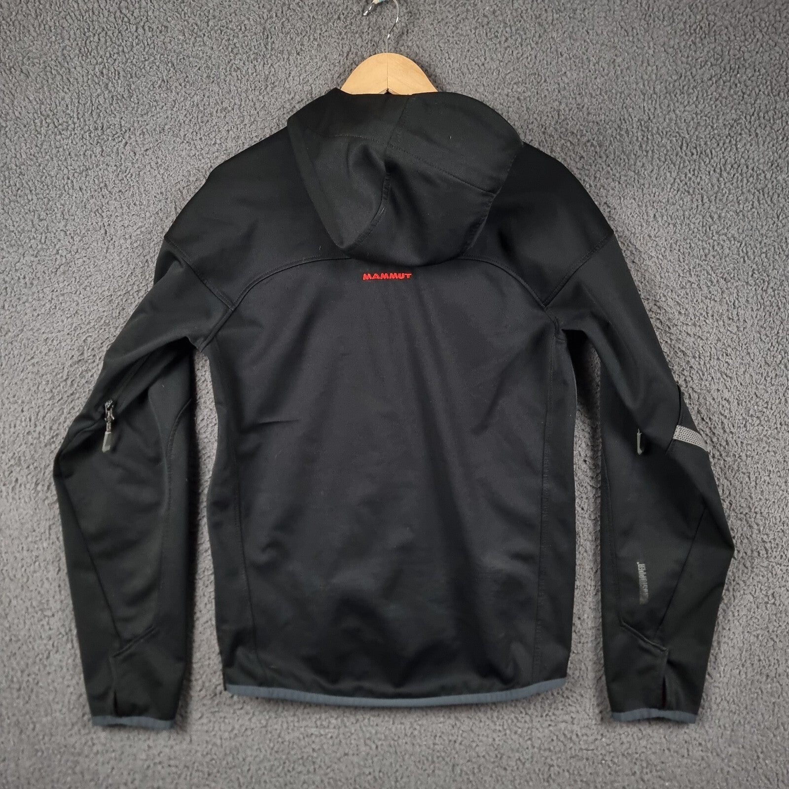MAMMUT Jacket Mens M Medium Black Ultimate Hoody Windstopper Softshell Hooded